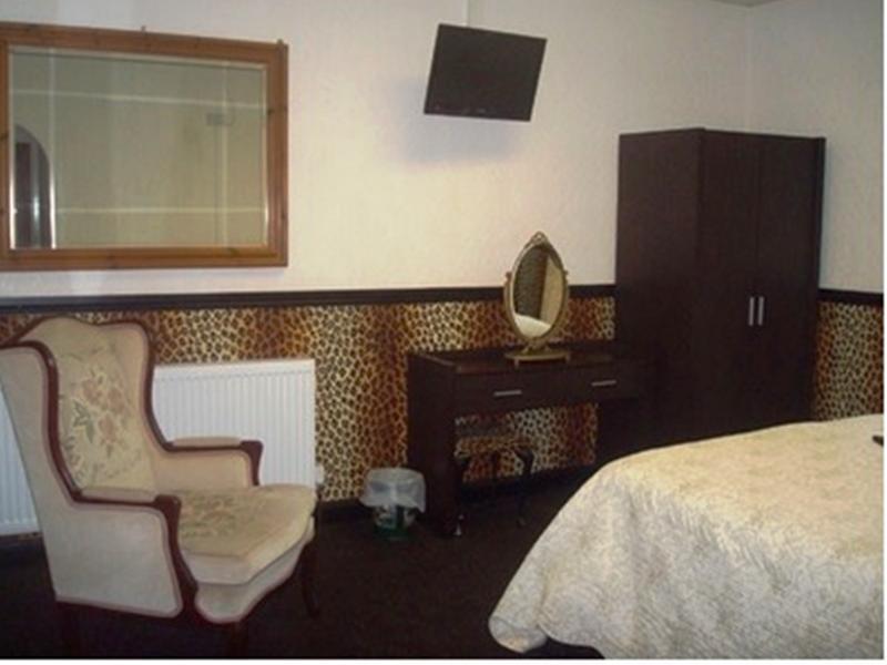 The Hatton 3*